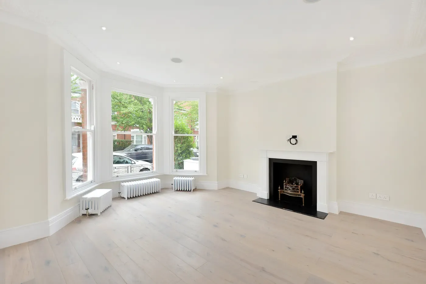 Living room in SW6