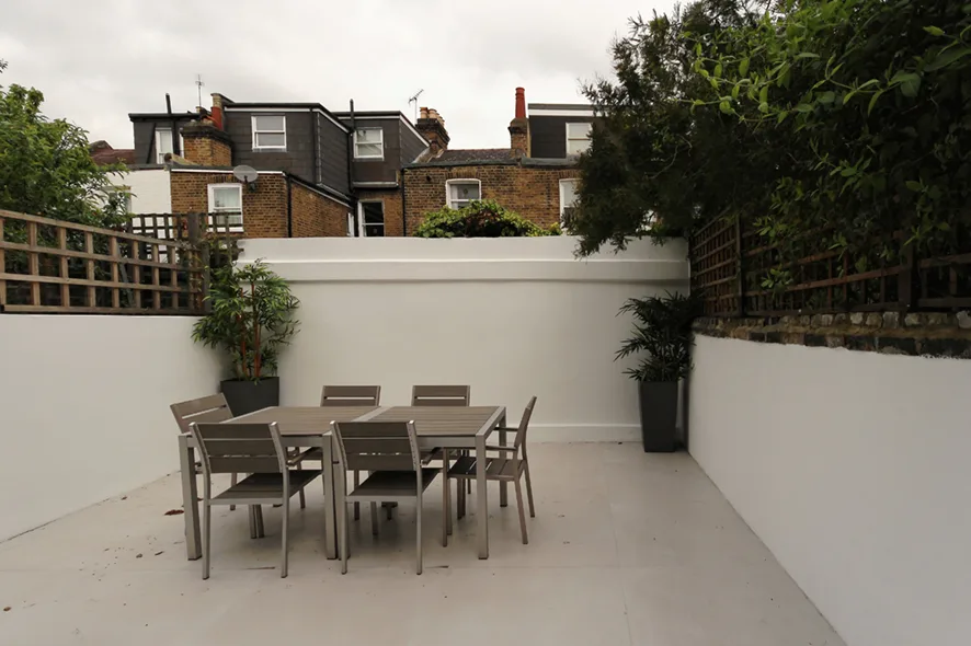 Garden cleared & paved in W2